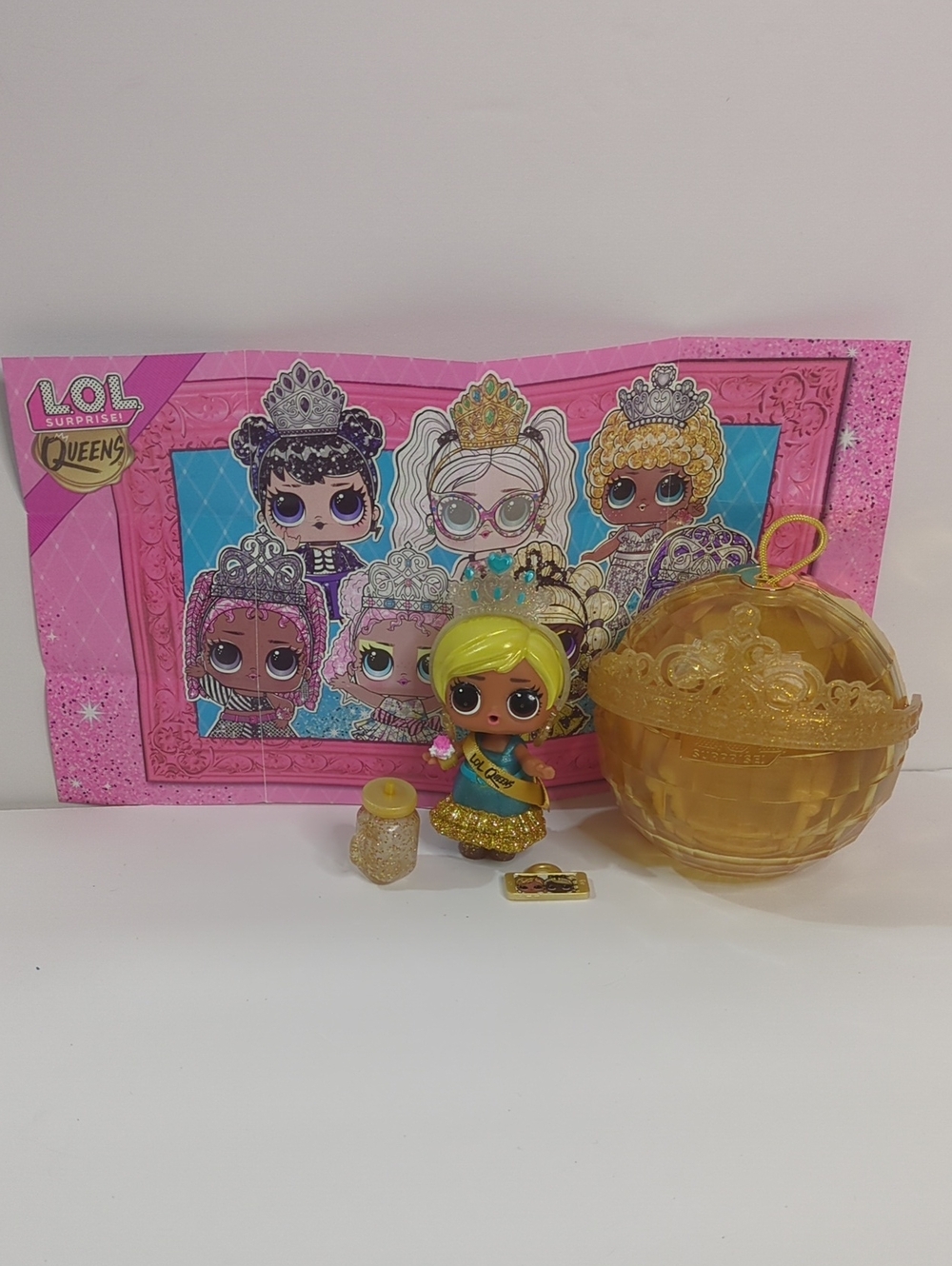 L.O.L. Surprise! Queens Mini Doll Set - Yellow, Gold & Pink